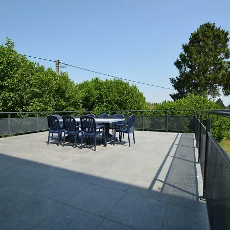 Lovely In With Terrace * Daverdisse